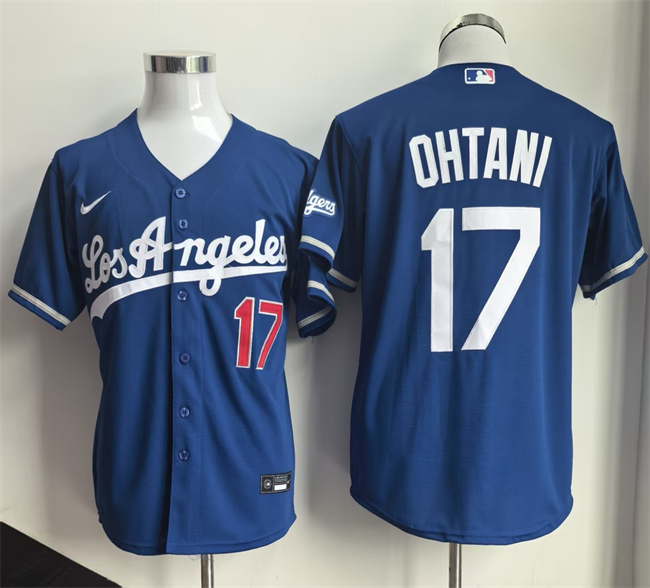 Men's Los Angeles Dodgers #17 Shohei Ohtani Royal 2026 Gold Collection Stadium Stitched Baseball Jersey